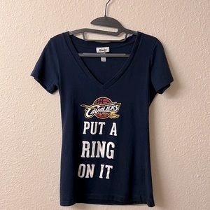 Cleveland Cavaliers woman’s shirt blue size S